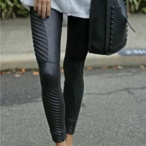 SPANX Faux Leather Moto Leggings Very‎ Black Size S Pants Casual Party Winter